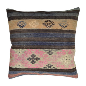 Kilimkissen mit blau-schwarzen Streifen und rosa Ornamenten